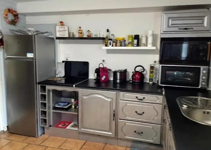 T1 Bis Independant Dans Maison Individuelle *