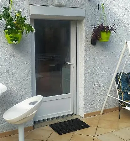 Daire T1 Bis Independant Dans Maison Individuelle