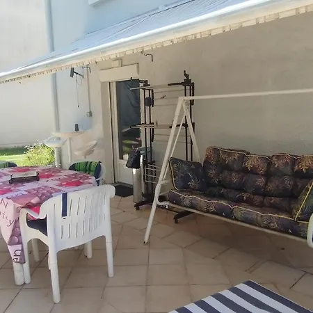 T1 Bis Independant Dans Maison Individuelle Daire *